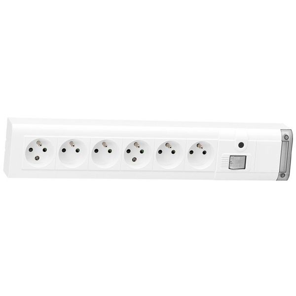 Bloc Multiprise Fixable Avec Inter 2P À Voyant Et 6 Prises 2 legrand 050614