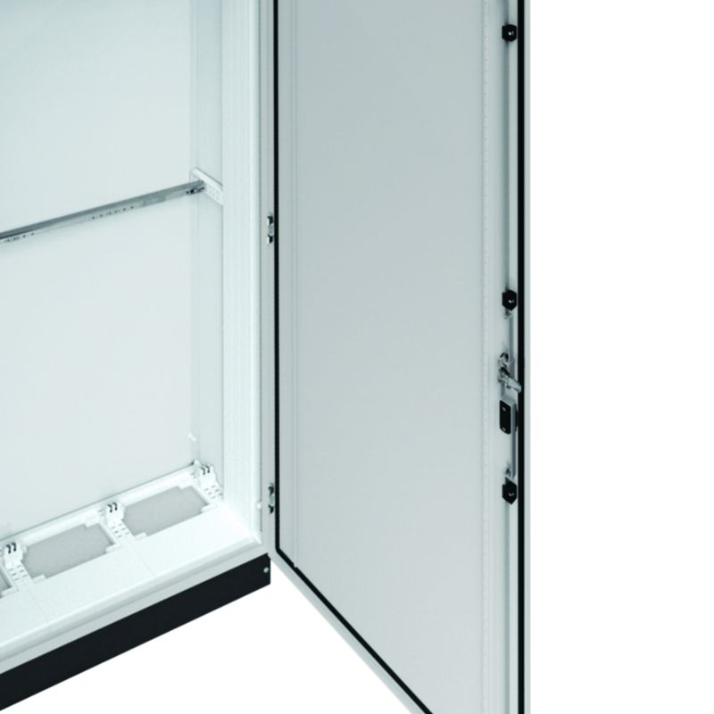 Armoire univers IP55 Classe II 1950x800x275 avec socle h100 FR23S1