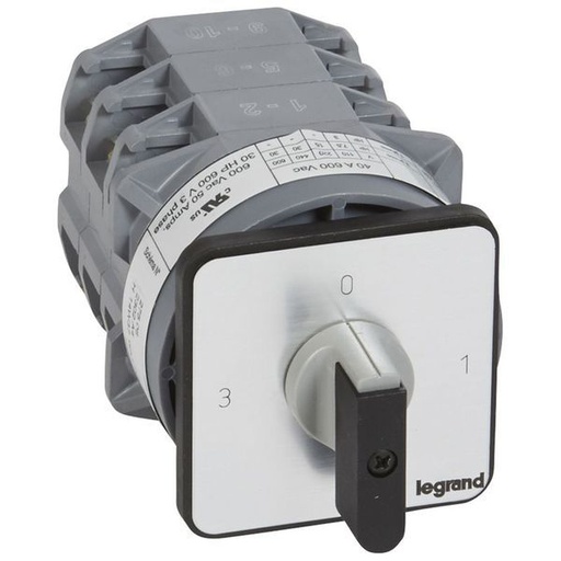 [LEG027506] Pr40 3 Dir Avec 0 2P Fixation Vis legrand 027506